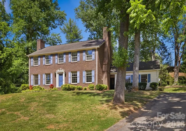 Photo 1 of Single family home for sale at 102 Woodland Dr, Morganton, NC 28655 | MLS# 4383576 | Listing updated on 2026-10-10