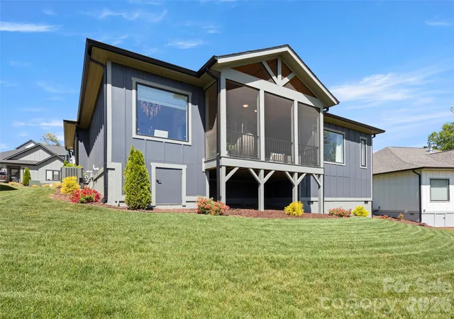 25th image of 308 Avery Trail Dr, Arden, NC 28704 | MLS# 4383594