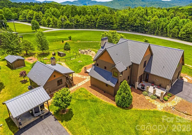 2nd image of 4862 Pinnacle Mountain Rd, Zirconia, NC 28790 | MLS# 4383649