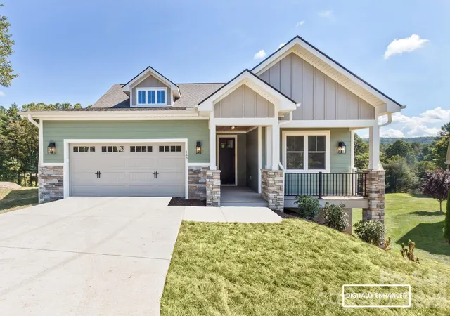 Photo 1 of Single family home for sale at 148 Triple Fairways Dr, Hendersonville, NC 28739 | MLS# 4383707 | Listing updated on 2026-10-07