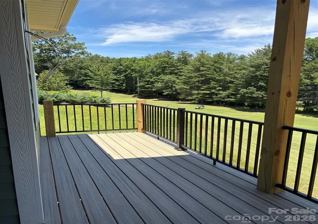 Homes for sale in Hendersonville, NC | 148 Triple Fairways Dr, Hendersonville, NC 28739 | MLS# 4383707