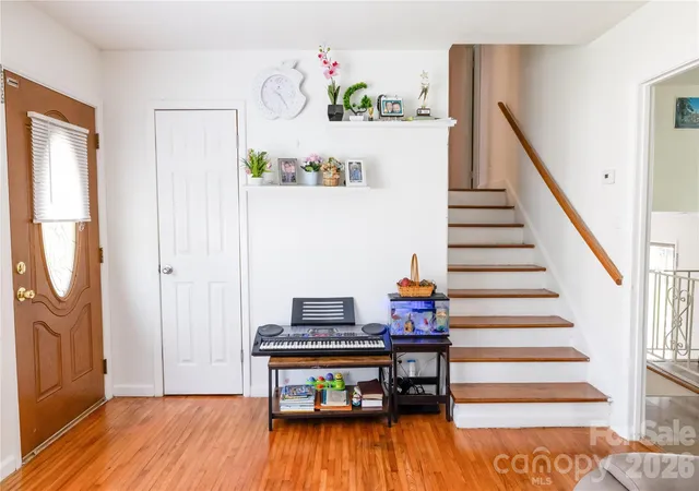 Photo 1 of Single family home for sale at 2545 Cedarwild Rd, Charlotte, NC 28212 | MLS# 4383741 | Listing updated on 2026-09-27