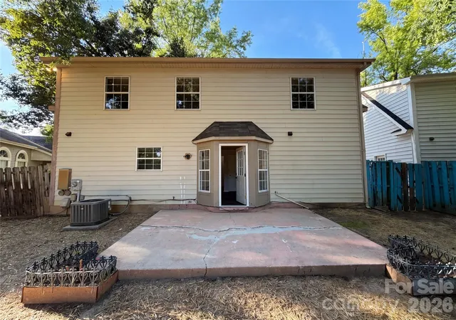 5th image of 4720 Topsail Ct, Charlotte, NC 28212 | MLS# 4383742