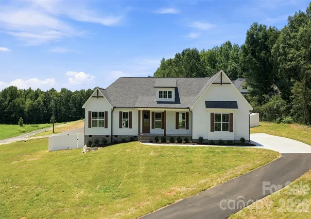 1st image of 390 Nc 200 Hwy S, Stanfield, NC 28163 | MLS# 4383746