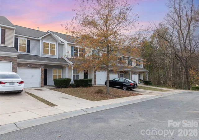 3rd image of 11033 Ardglass Ct, Charlotte, NC 28213 | MLS# 4383762