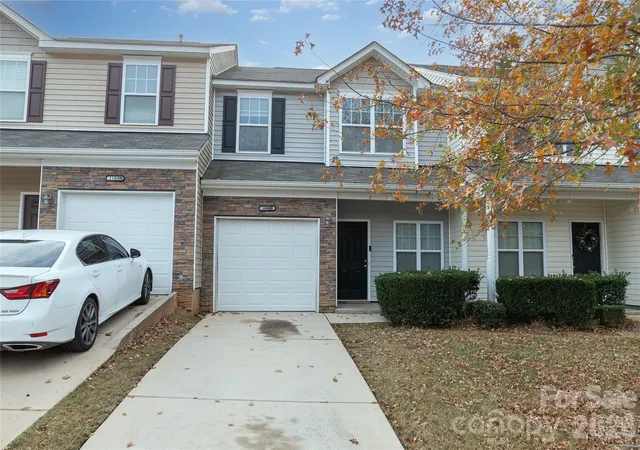 4th image of 11033 Ardglass Ct, Charlotte, NC 28213 | MLS# 4383762