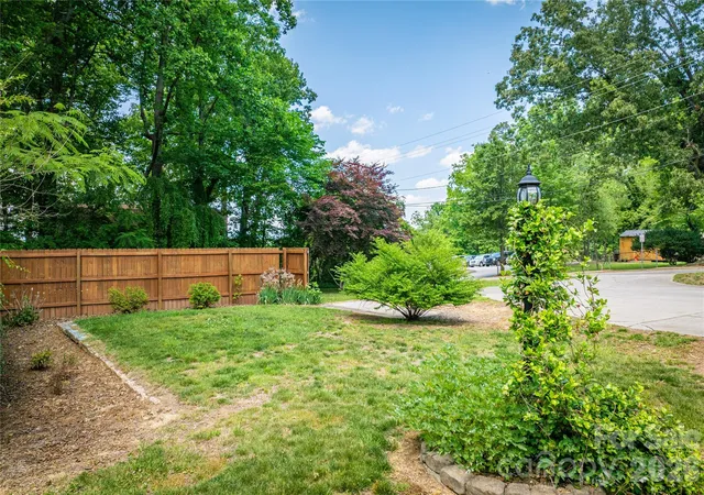 33rd image of 200 Falls St, Morganton, NC 28655 | MLS# 4383767
