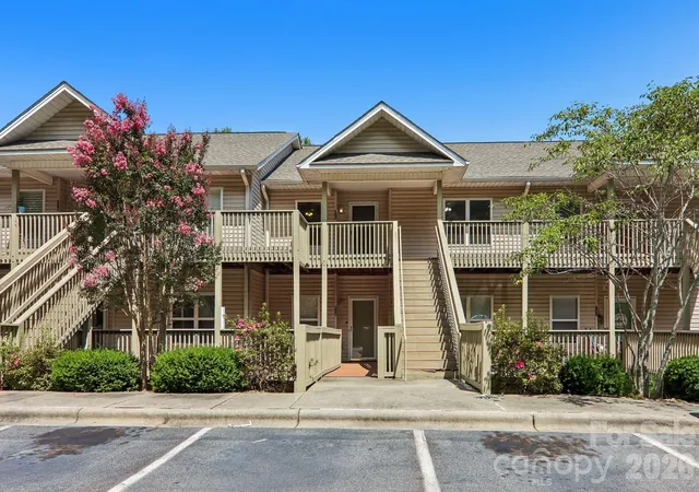 2nd image of 515 Carrington Pl #515, Arden, NC 28704 | MLS# 4383772