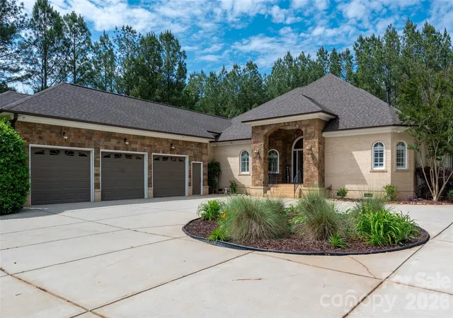 Homes for sale in Rock Hill, SC | 1385 Indigo Ct, Rock Hill, SC 29730 | MLS# 4383781