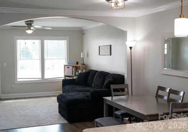 Photo 3 of Townhouse for sale at 1629 Oak Leaf Dr, Hickory, NC 28601 | MLS# 4383782 | Listing updated on 2026-09-22