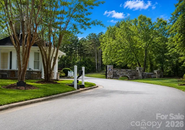 Homes for sale in New London, NC | 264 Badin View Dr, New London, NC 28127 | MLS# 4383802