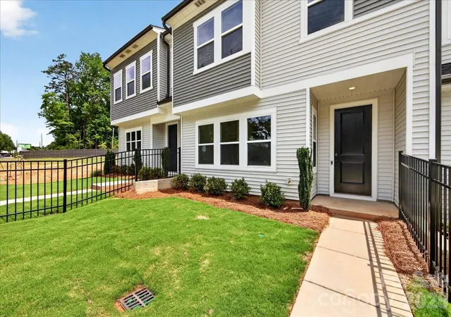 Homes for sale in Charlotte, NC | 6319 Haller St, Charlotte, NC 28270 | MLS# 4383871