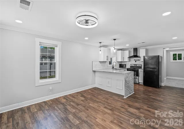5th image of 906 Gladstone St, Florence, SC 29501 | MLS# 4383891