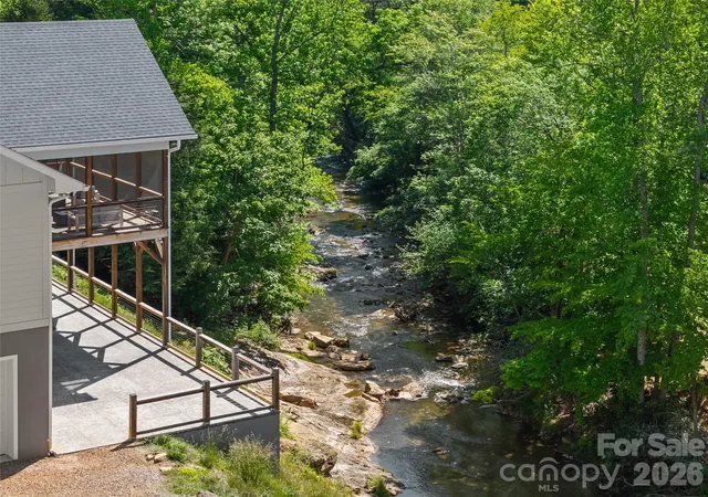 Photo 2 of Single family home for sale at 123 Israel Rd, Candler, NC 28715 | MLS# 4383892 | Listing updated on 2026-09-19