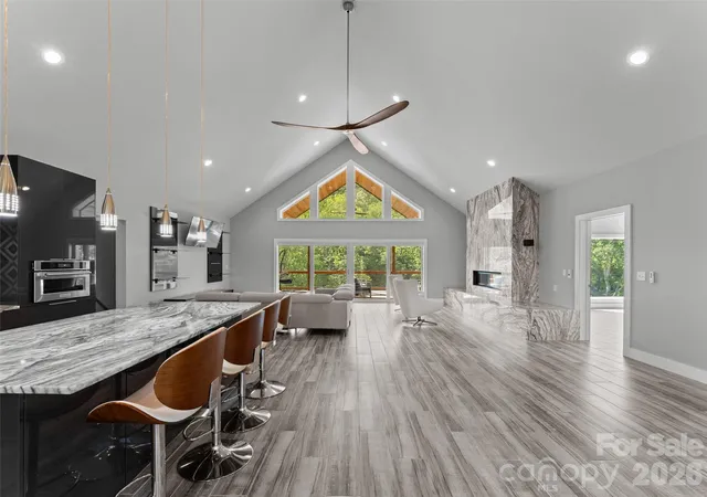 Photo 4 of Single family home for sale at 123 Israel Rd, Candler, NC 28715 | MLS# 4383892 | Listing updated on 2026-09-19