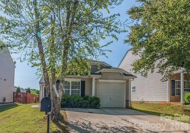 2nd image of 2416 Buckleigh Dr, Charlotte, NC 28215 | MLS# 4383918