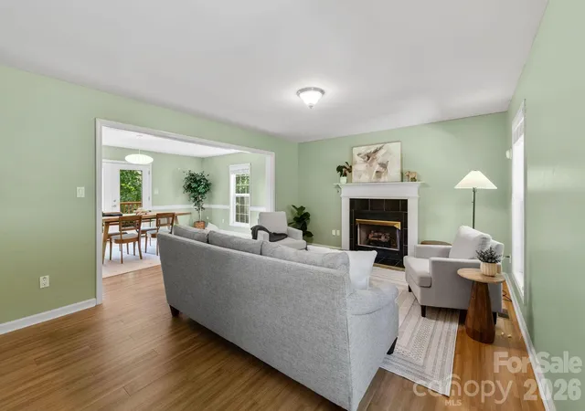 Homes for sale in Asheville, NC | 1 Pickwick Rd, Asheville, NC 28803 | MLS# 4383944