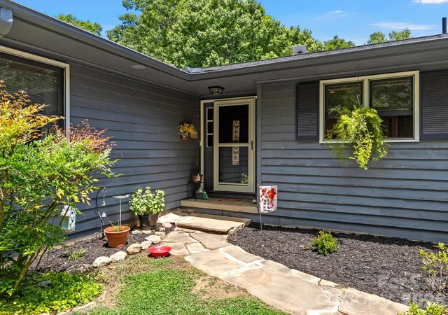 Photo 3 of Single family home for sale at 707 Dogwood Trl, Tryon, NC 28782 | MLS# 4383954 | Listing updated on 2026-06-01