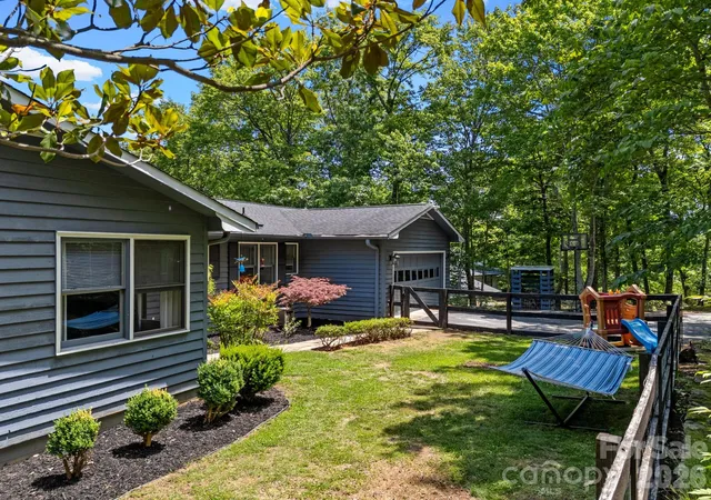 Photo 4 of Single family home for sale at 707 Dogwood Trl, Tryon, NC 28782 | MLS# 4383954 | Listing updated on 2026-06-01