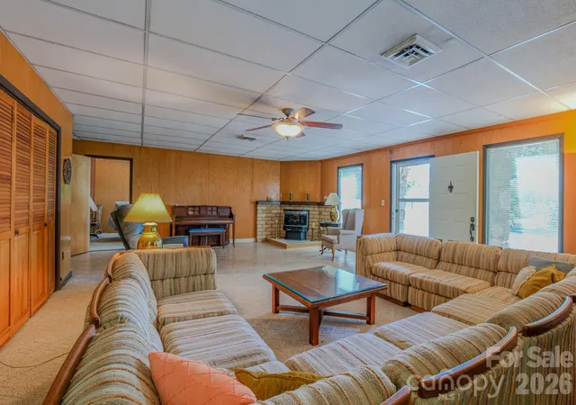 Photo 2 of Single family home for sale at 22 Tilson Trl, Asheville, NC 28805 | MLS# 4383997 | Listing updated on 2026-09-22