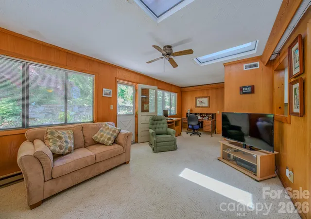 Photo 3 of Single family home for sale at 22 Tilson Trl, Asheville, NC 28805 | MLS# 4383997 | Listing updated on 2026-09-22