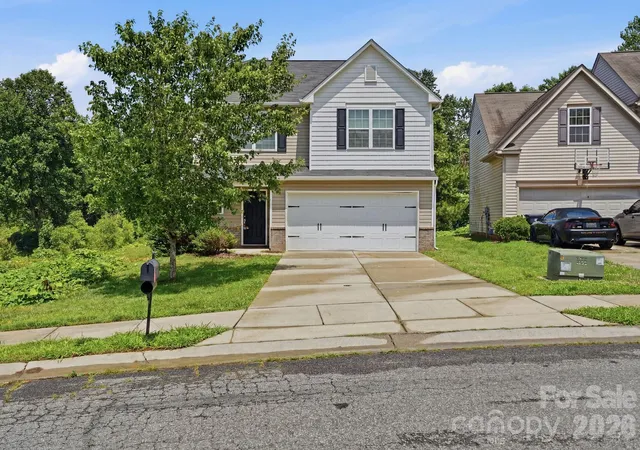 Homes for sale in Dallas, NC | 5056 Broad Leaf Ct, Dallas, NC 28034 | MLS# 4384002