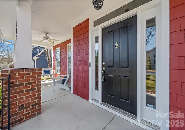 Photo 4 of Single family home for sale at 1039 Hunters Run Dr, Fort Mill, SC 29708 | MLS# 4384009 | Listing updated on 2026-07-12