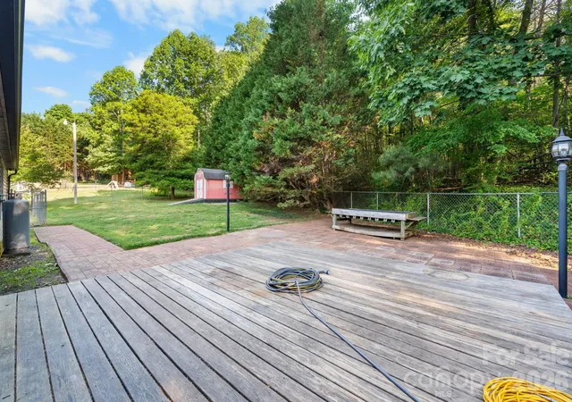 Homes for sale in Newton, NC | 4416 Grace Church Rd, Newton, NC 28658 | MLS# 4384065