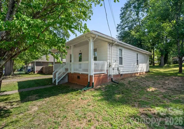 Homes for sale in Mount Holly, NC | 110 Globe St, Mount Holly, NC 28120 | MLS# 4384088