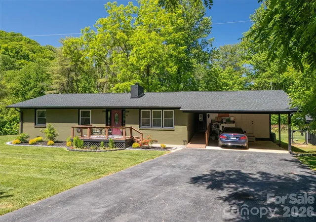 Homes for sale in Cullowhee, NC | 65 Poppy Ln, Cullowhee, NC 28723 | MLS# 4384117
