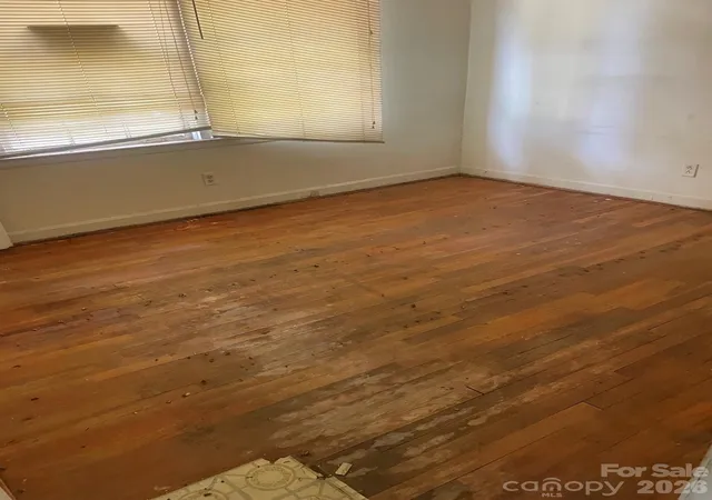 4th image of 5323 Eaton Cir, Charlotte, NC 28208 | MLS# 4384128