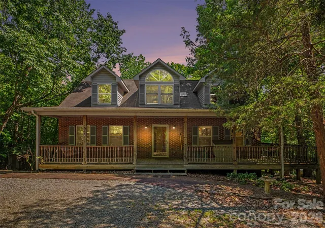 Photo 2 of Single family home for sale at 11109 Asbury Chapel Rd, Huntersville, NC 28078 | MLS# 4384186 | Listing updated on 2026-06-30