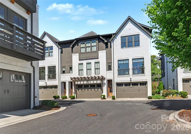 Photo 2 of Townhouse for sale at 2123 Nolen Ridge Ave, Charlotte, NC 28209 | MLS# 4384199 | Listing updated on 2026-09-30