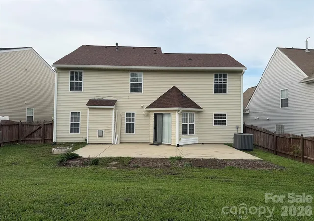 3rd image of 9233 Simonton Dr, Charlotte, NC 28269 | MLS# 4384205