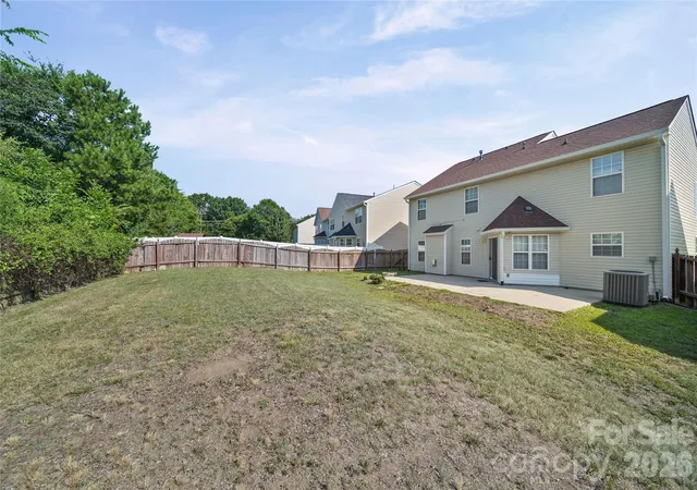 5th image of 9233 Simonton Dr, Charlotte, NC 28269 | MLS# 4384205