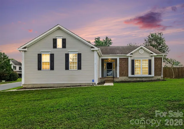 1st image of 109 Brookstone Dr, Mount Holly, NC 28120 | MLS# 4384206