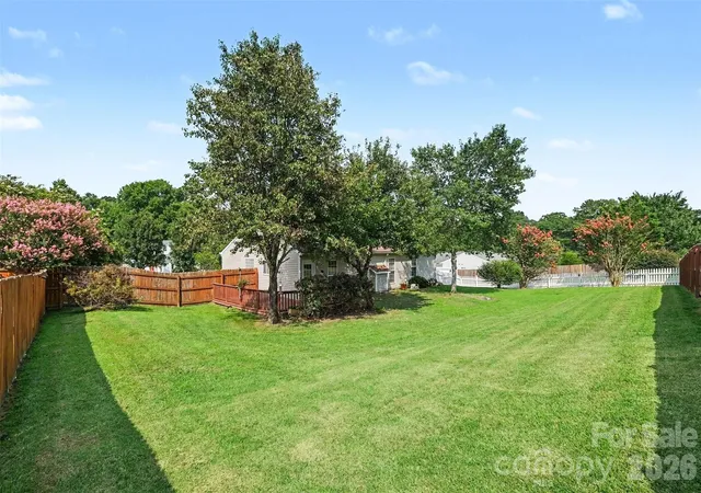 28th image of 109 Brookstone Dr, Mount Holly, NC 28120 | MLS# 4384206