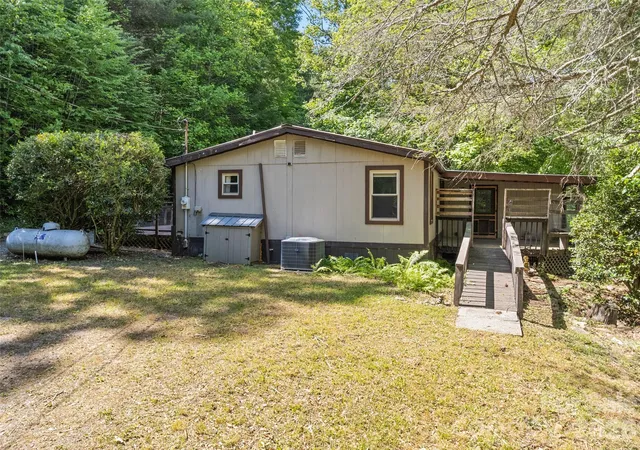 Photo 3 of Single family home for sale at 102 Serenity Ln, Clyde, NC 28721 | MLS# 4384211 | Listing updated on 2026-09-22
