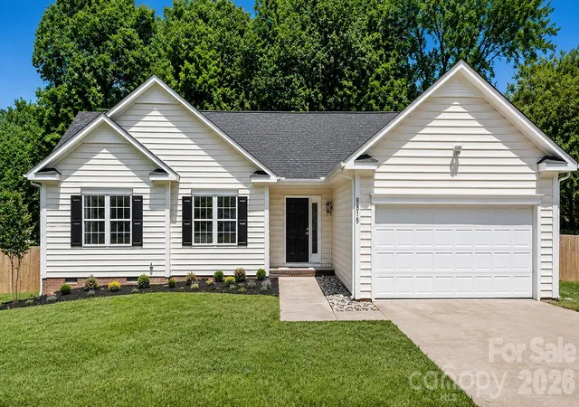 1st image of 8815 Burnt Umber Dr, Charlotte, NC 28215 | MLS# 4384212