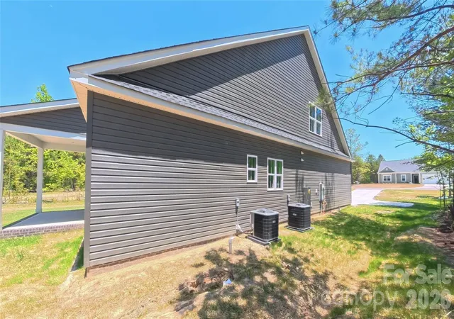 2nd image of 3099 Meadowcrest Dr, Clover, SC 29710 | MLS# 4384253