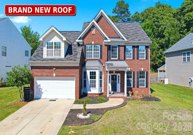 Photo 1 of Single family home for sale at 2480 N Legacy Park Blvd, Fort Mill, SC 29707 | MLS# 4384294 | Listing updated on 2026-10-08