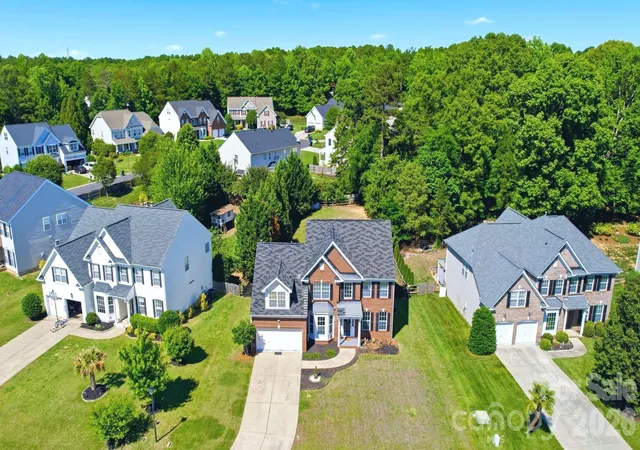 Photo 3 of Single family home for sale at 2480 N Legacy Park Blvd, Fort Mill, SC 29707 | MLS# 4384294 | Listing updated on 2026-10-08