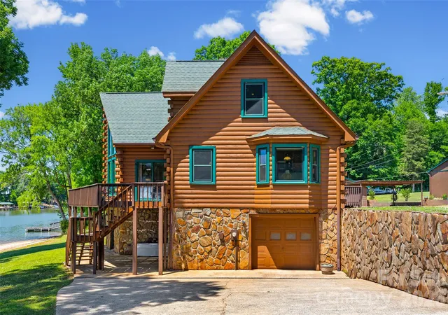 Photo 1 of Single family home for sale at 3805 Marwick Rd, Charlotte, NC 28278 | MLS# 4384313 | Listing updated on 2026-06-19