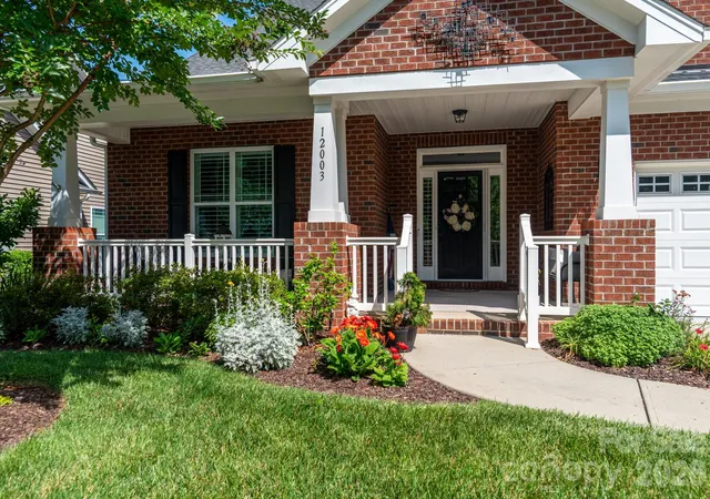 4th image of 12003 Meetinghouse Dr, Cornelius, NC 28031 | MLS# 4384359