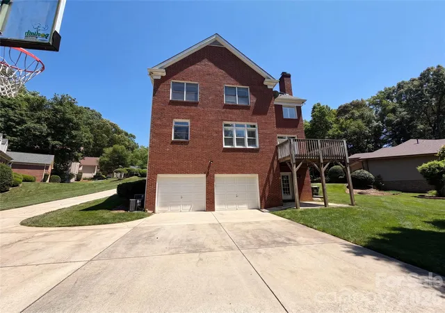 5th image of 15130 Stonegreen Ln, Huntersville, NC 28078 | MLS# 4384396
