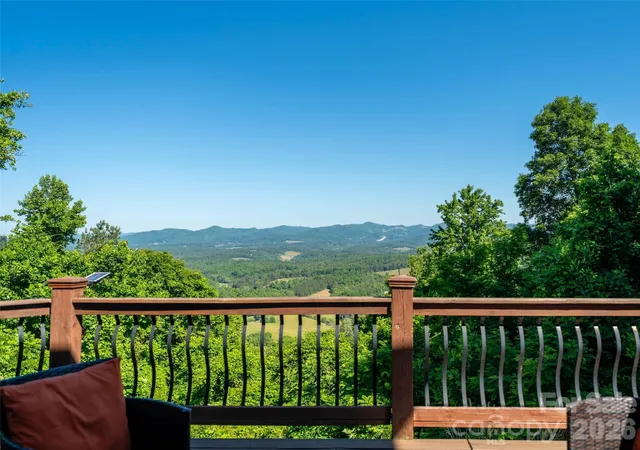 Photo 3 of Single family home for sale at 350 Vista Point Dr, Weaverville, NC 28787 | MLS# 4384418 | Listing updated on 2026-10-01