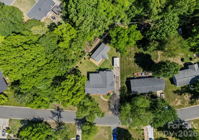 4th image of 3326 Dunaire Dr, Charlotte, NC 28205 | MLS# 4384451