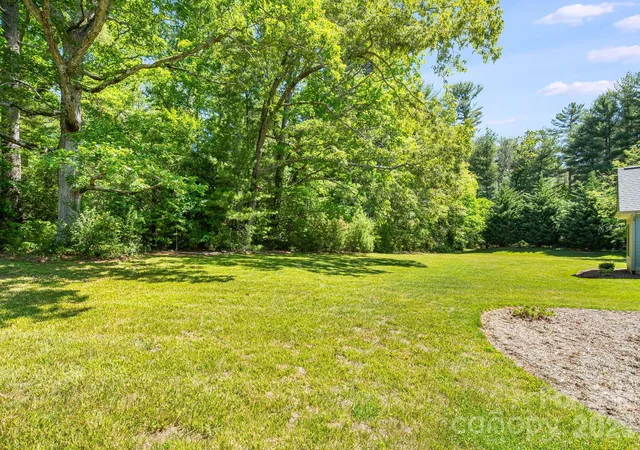 41st image of 30 Shipman Pkwy, Flat Rock, NC 28731 | MLS# 4384469