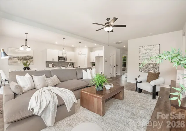Photo 4 of Single family home for sale at 417 Huntersville Concord Rd, Huntersville, NC 28078 | MLS# 4384520 | Listing updated on 2026-08-21