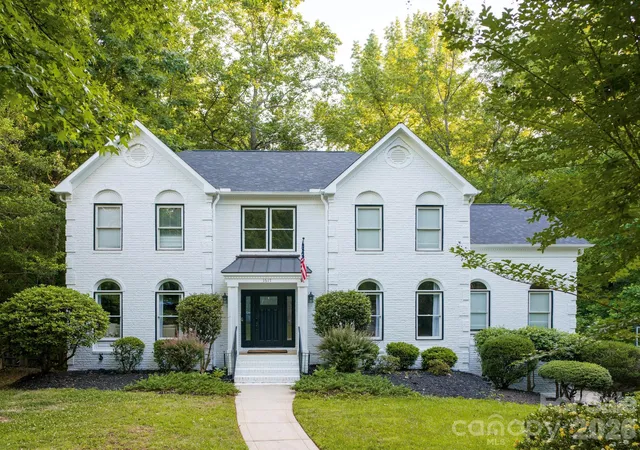 Photo 1 of Single family home for sale at 1617 Home Pl, Matthews, NC 28105 | MLS# 4384540 | Listing updated on 2026-08-31
